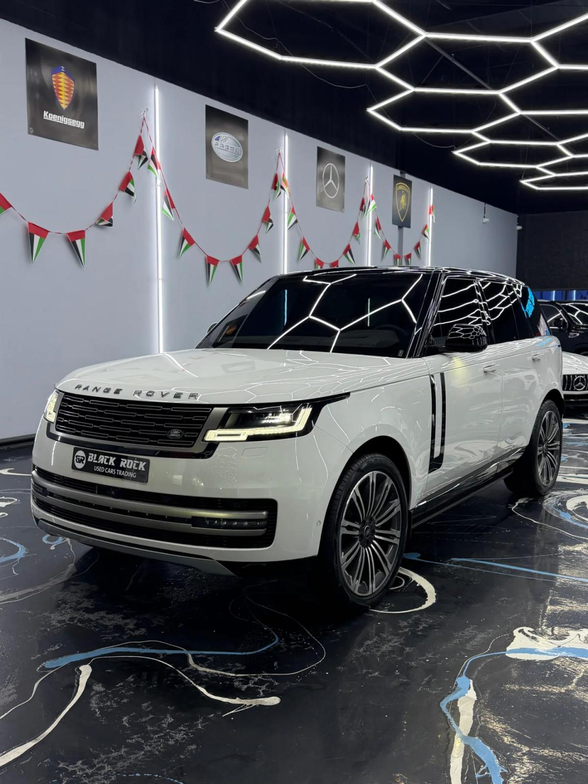 لاندروفر رانج روفر P530 2025