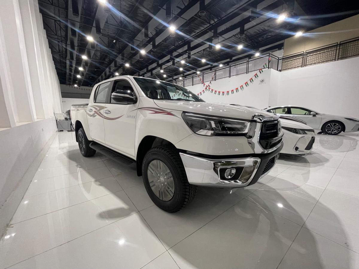 تويوتا هايلوكس بيك أب 4WD موديل 2026 – أعلى فئة خليجي