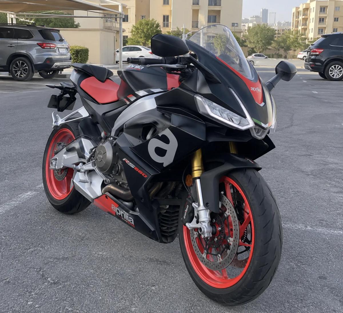 أبريليا RS660 موديل 2023 – 5,400 كم – عادم Akrapovic