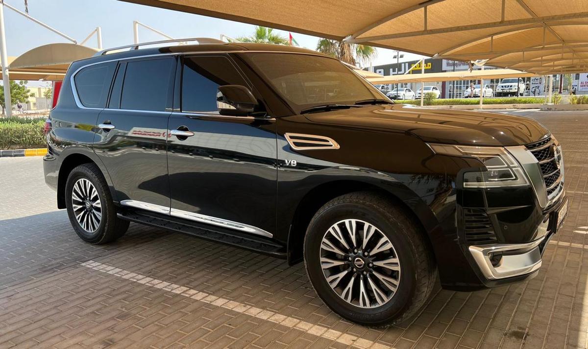 نيسان باترول V8